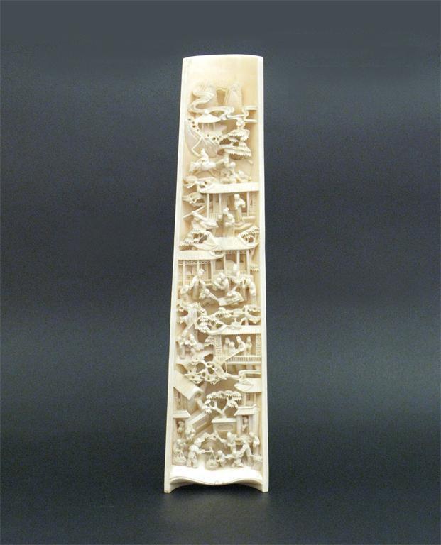 Appraisal: A good Chinese ivory wrist rest