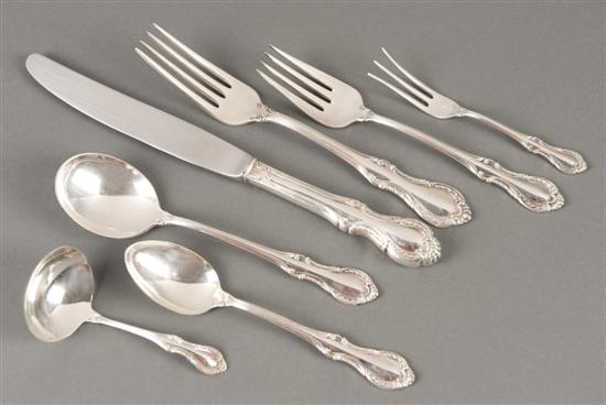 Appraisal: Southern Colonial Sterling Flatware Service for six plus serving pieces