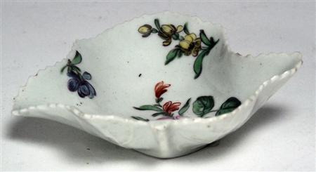 Appraisal: A First Period Worcester pickle dish circa - leaf shaped