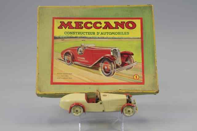 Appraisal: MECCANO CONSTRUCTOR CAR WITH BOX England pressed steel white and