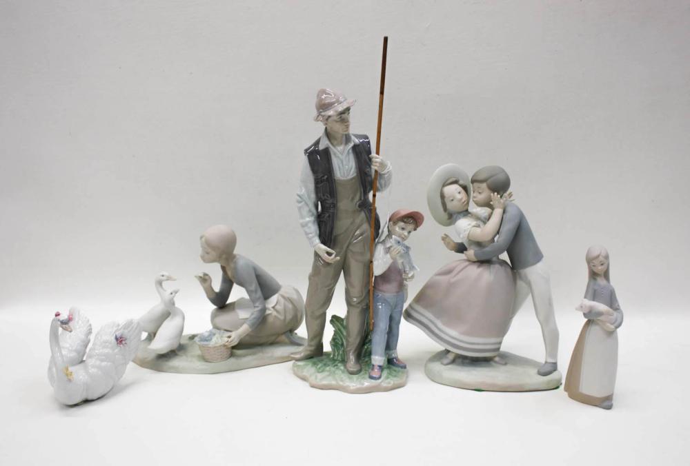 Appraisal: FIVE LLADRO PORCELAIN FIGURINES comprised of Father's Pride White Swan