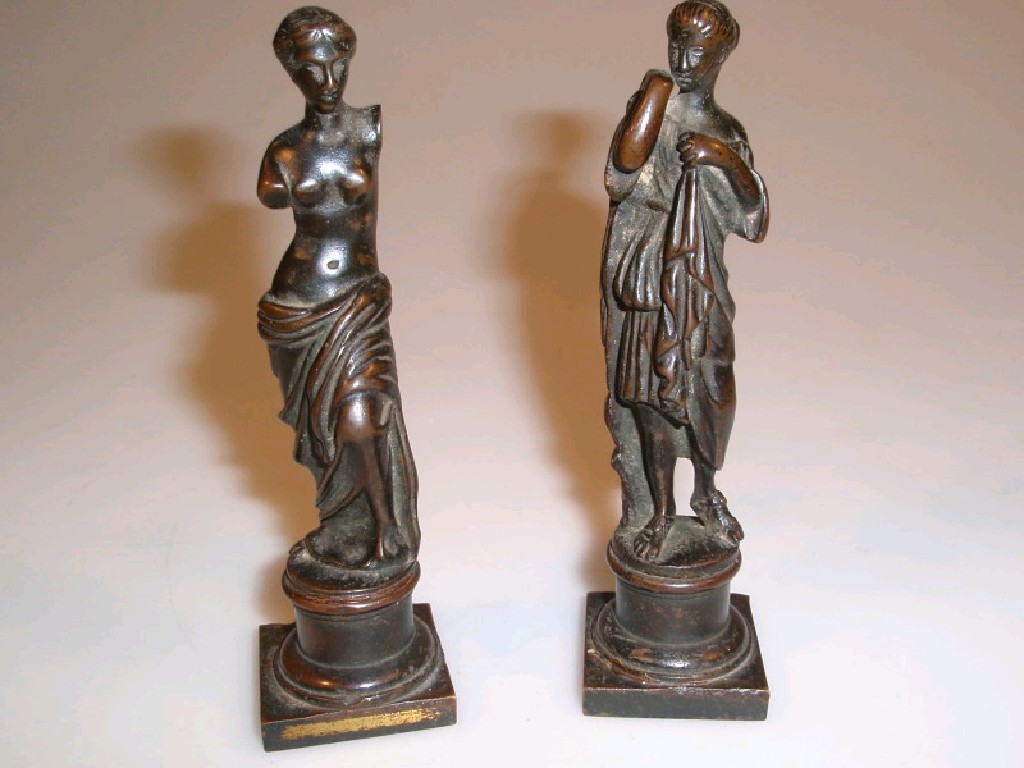 Appraisal: A small bronze after the antique of Venus de Milo