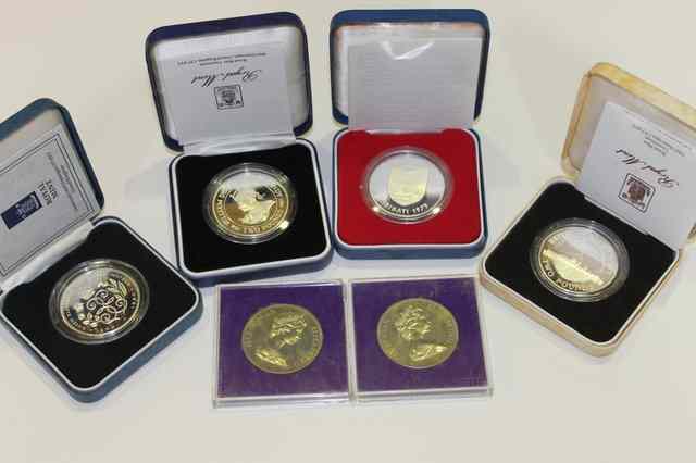 Appraisal: A COLLECTION OF FOUR VARIOUS SILVER PROOF CROWNS Guernsey Kiribati