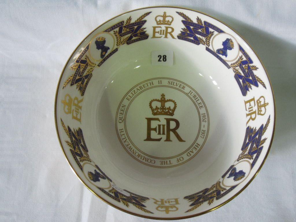 Appraisal: A boxed Coalport bowl to commemorate the Silver Jubilee of