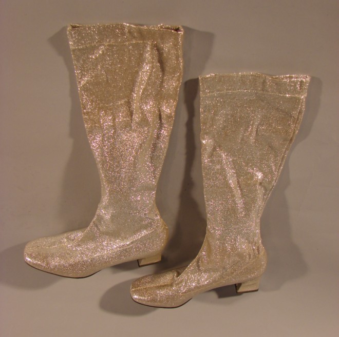 Appraisal: Silver lame go-go boots measuring tall pull on with stretching