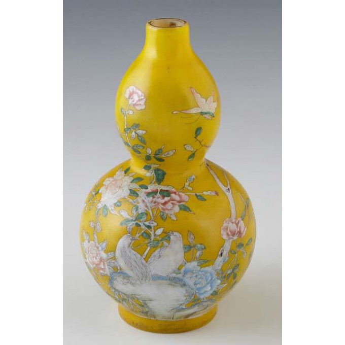 Appraisal: Chinese Double Gourd Glass Vase th c with bird and