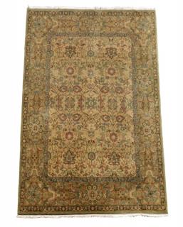 Appraisal: Hand Woven Indian Mahal Rug ' x ' Wool India