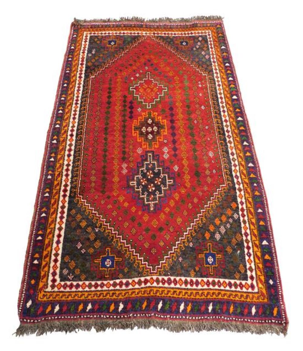 Appraisal: RUG Modern Persian style runner ' x ' hand-made wool