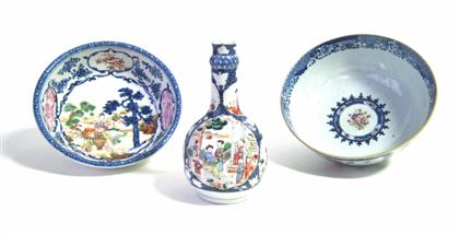 Appraisal: Three Chinese Export porcelain itemslate th early th century