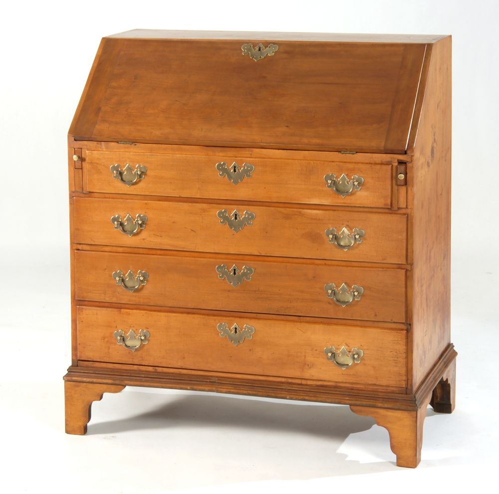 Appraisal: ANTIQUE AMERICAN CHIPPENDALE SLANT-LID DESK Connecticut Late th CenturyIn cherry