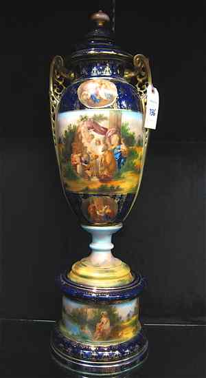 Appraisal: 'ROYAL VIENNA'' PORCELAIN COVERED URN Austria late th early th