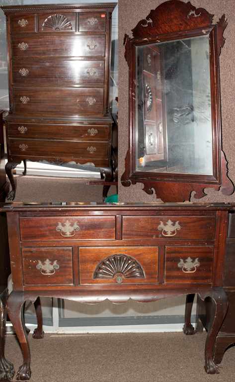 Appraisal: Chippendale style mahogany lowboy similar highboy and mirror Estimate -