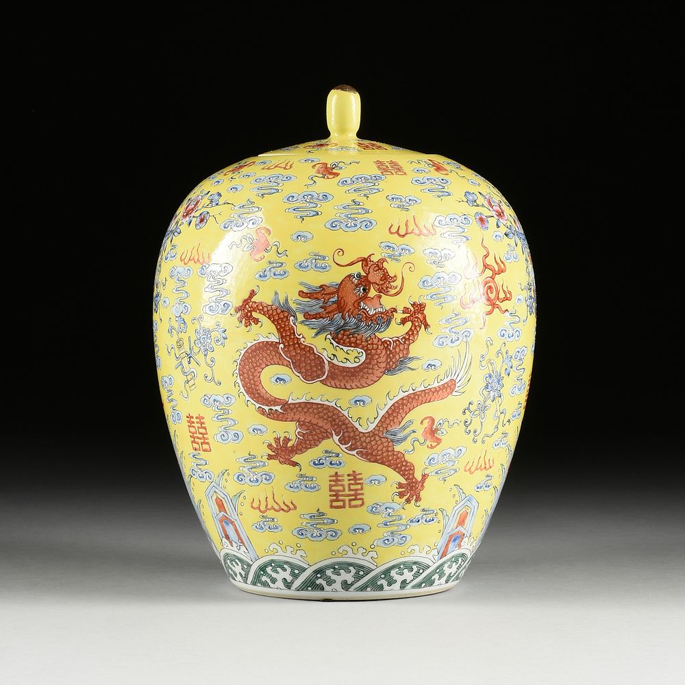 Appraisal: A QING DYNASTY YELLOW GROUND FAMILLE ROSE DRAGON JAR MARKED