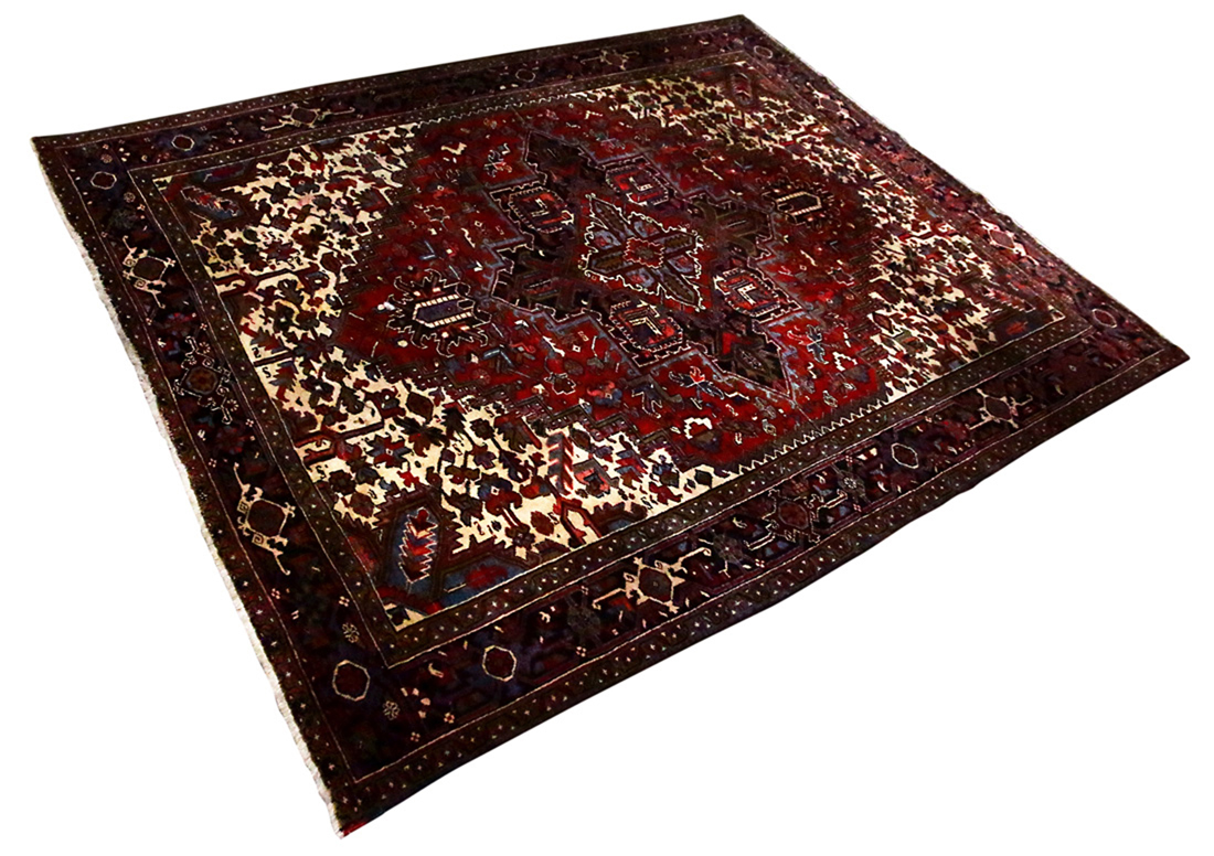 Appraisal: PERSIAN HERIZ CARPET Persian Heriz carpet ' x '