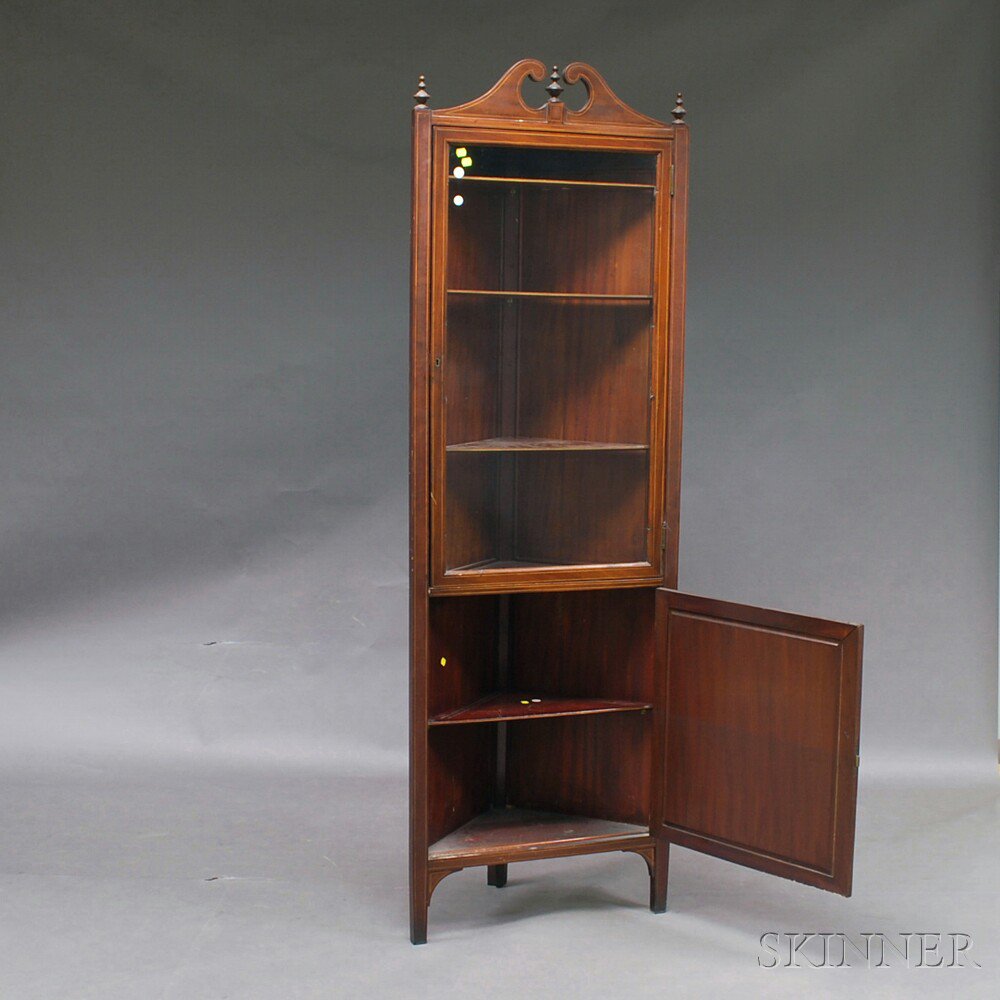 Appraisal: Hepplewhite-style Mahogany Veneer Inlaid Corner Cabinet with broken-arch pediment three