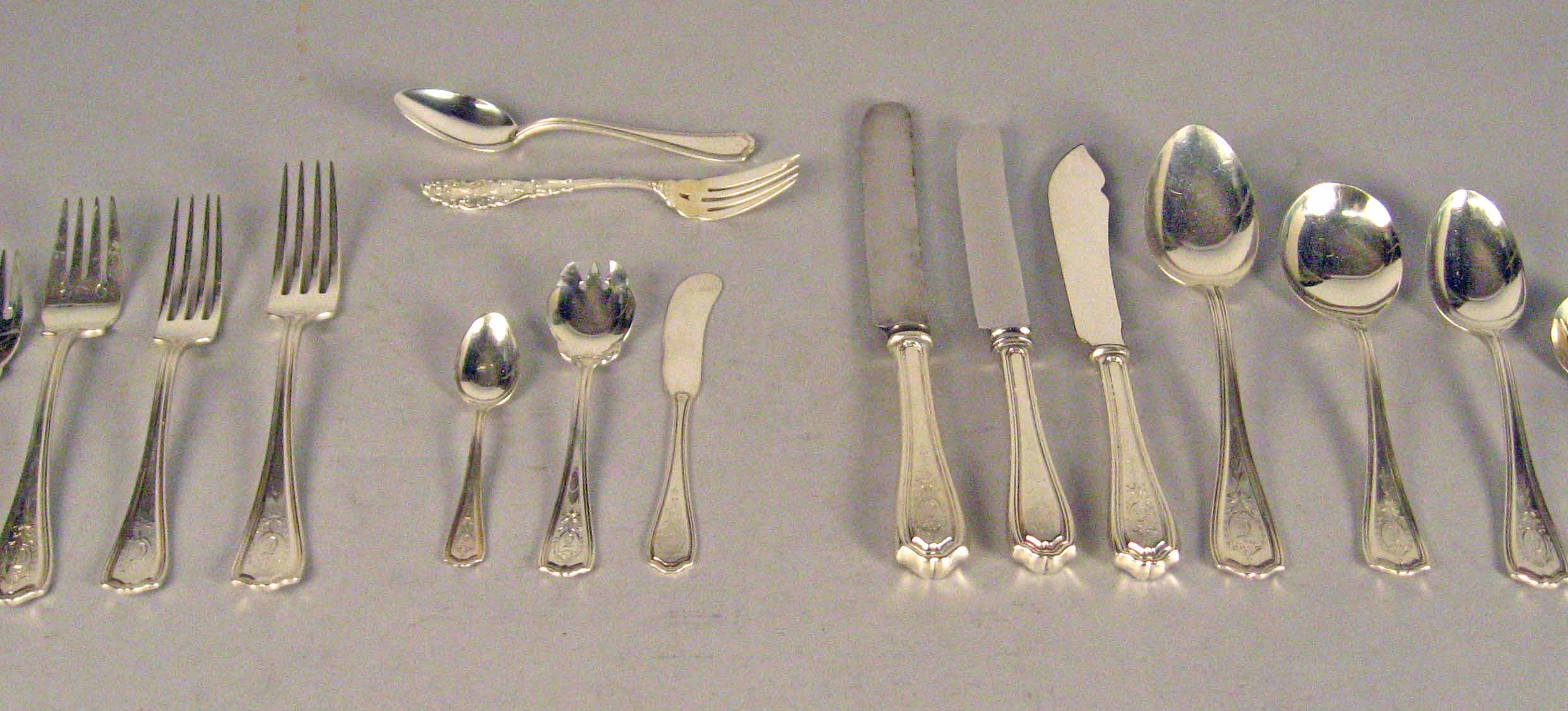 Appraisal: Reed Barton 'Hepplewhite' pattern sterling silver partial flatware service Comprising