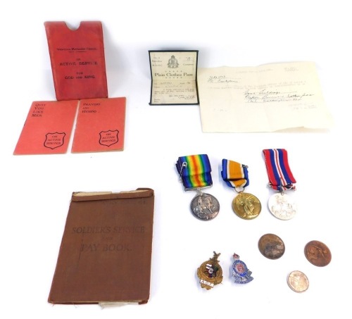 Appraisal: Two World War I medals the George V - medal