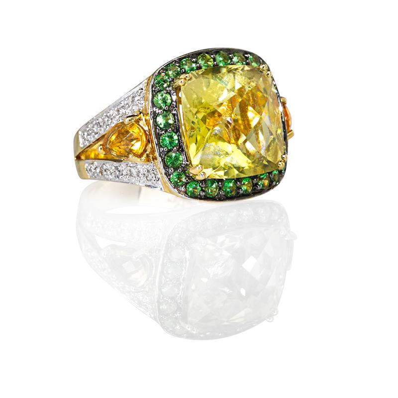 Appraisal: MULTI GEM-SET K YELLOW GOLD RING Cushion shaped faceted light