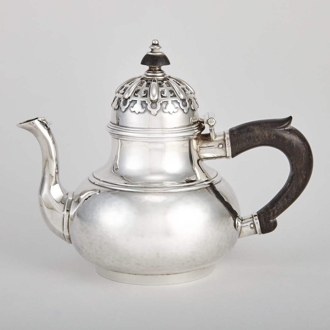 Appraisal: George I Style Sterling Silver Teapot Schuldt Whitehurst Of pear