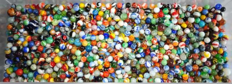 Appraisal: Lot of Approximately Machine Made Marbles Description Lot of machine