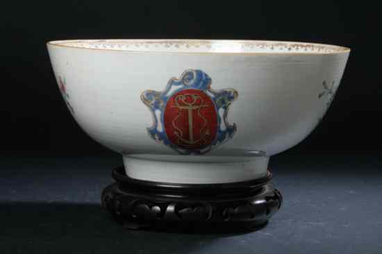 Appraisal: CHINESE FAMILLE ROSE PORCELAIN BOWL Qianlong Period - in diam