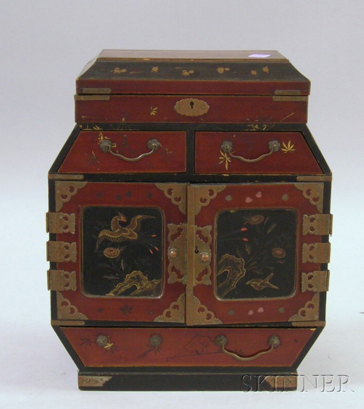 Appraisal: Small Japanese Lacquerware Trinket Cabinet