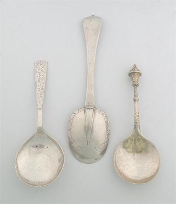 Appraisal: A late th century Norwegian spoon with an engraved stem