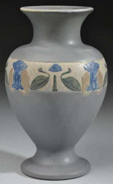 Appraisal: Roseville Victorian Art Pottery Vase Description Shape - Egyptian banded