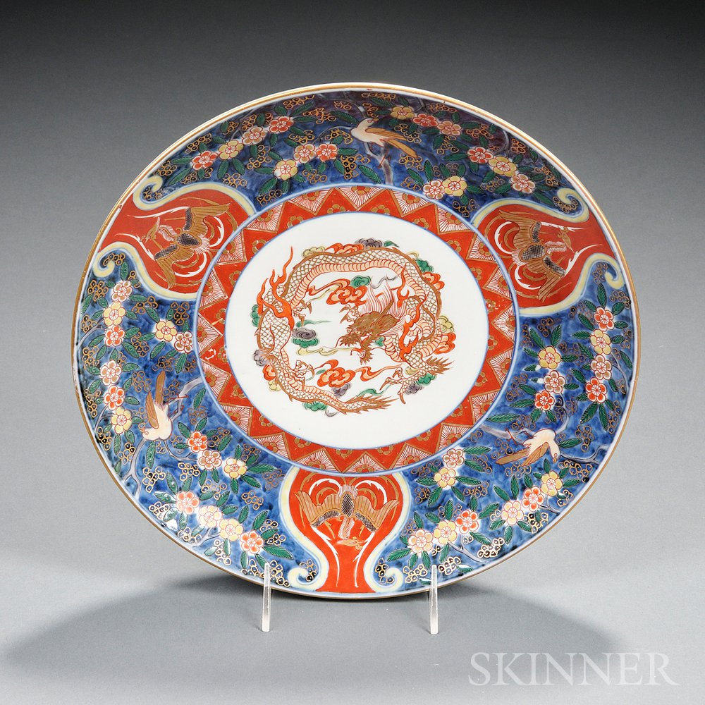 Appraisal: Imari Charger Japan for export depicting a dragon in the