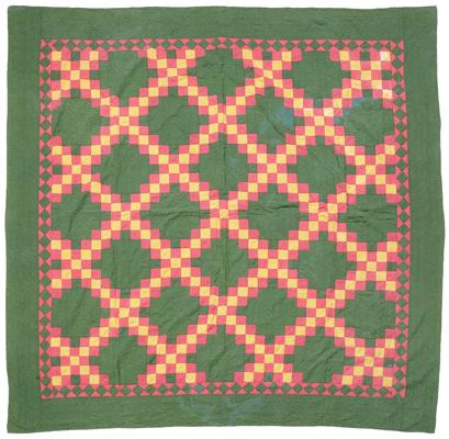 Appraisal: Triple Irish chain quilt hand stitched and pieced Eastern Pennsylvania