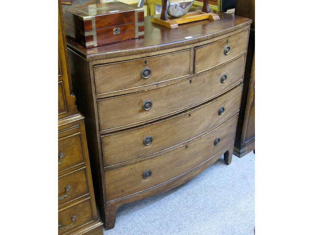 Appraisal: Victorian mahogany bow fronted two over three chest of drawers