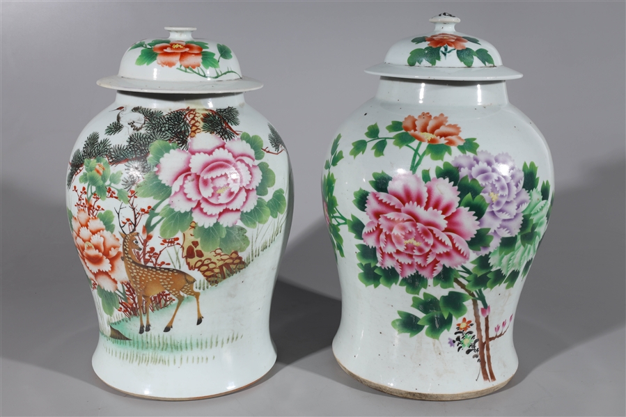 Appraisal: Pair of antique early th century Chinese enameled porcelain vases