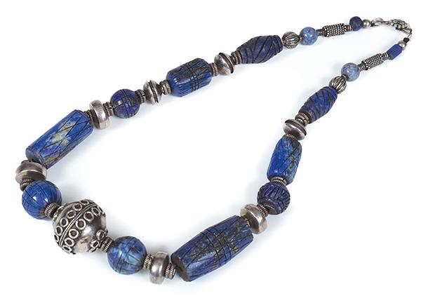 Appraisal: A MOROCCAN LAPIS LAZULI AND SILVER NECKLACE cm long