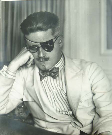 Appraisal: LARGE PHOTOGRAPH OF JAMES JOYCE Photograph shows Joyce with hand