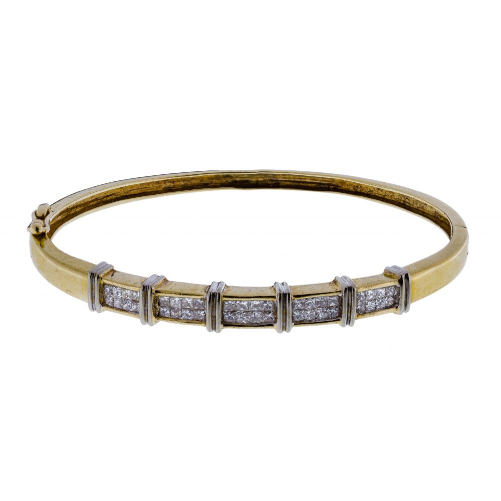 Appraisal: JWBR K YELLOW GOLD AND DIAMOND HINGED BANGLE BRACELETHaving princess