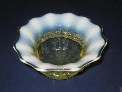 Appraisal: A VICTORIAN VASELINE GLASS BONBON DISH of circular form with