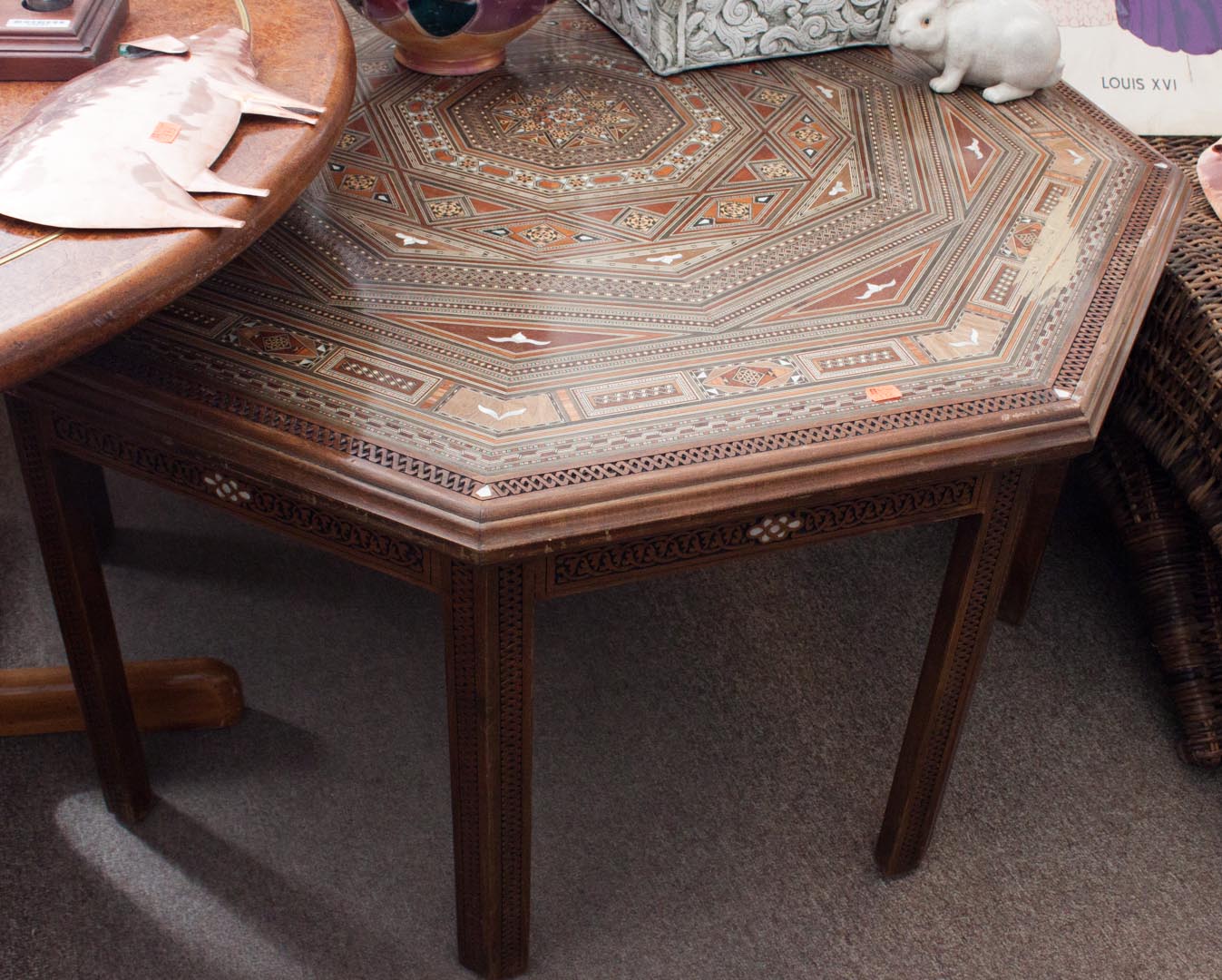 Appraisal: Octagonal coffee table