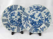 Appraisal: A pair of th c Chinese ceramic blue and white