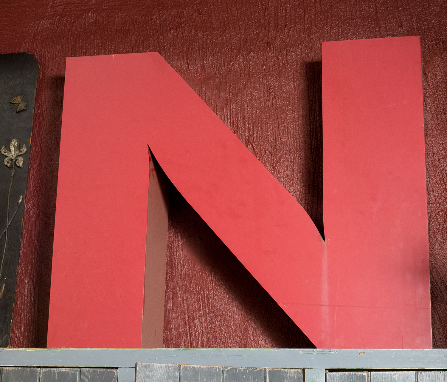 Appraisal: A LARGE INDUSTRIAL LETTER 'N' Red painted metal h x