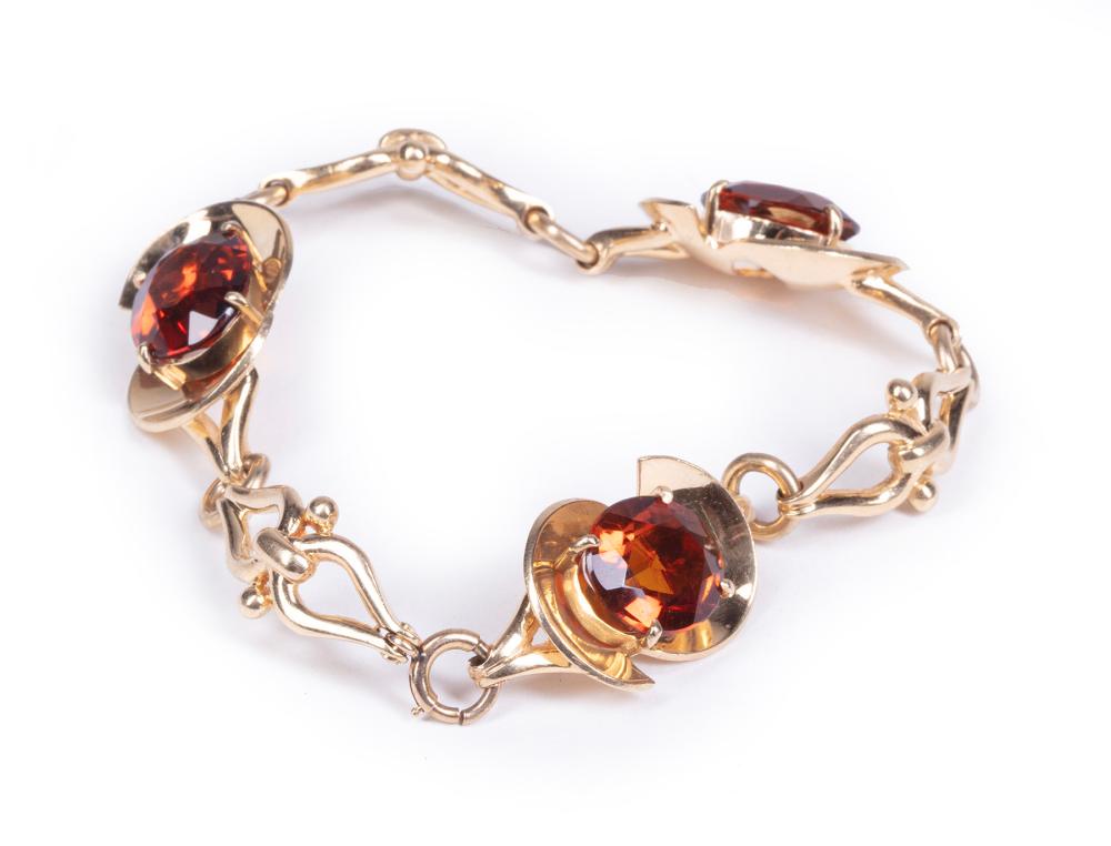 Appraisal: KT YELLOW GOLD AND CITRINE FLEXIBLE BRACELET kt Yellow Gold