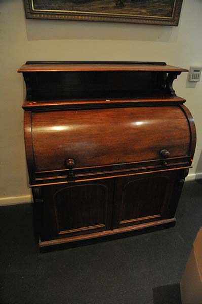 Appraisal: A VICTORIAN ROLL TOP WRITING DESK