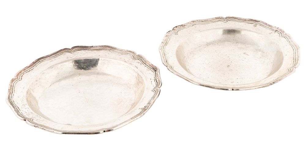 Appraisal: A PAIR OF SILVER DINNER PLATES WORKMASTER ARTHUR ZIMMERMAN BIRMINGHAM