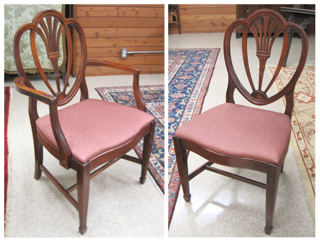 Appraisal: A SET OF SIX FEDERAL STYLE MAHOGANY DINING CHAIRS New