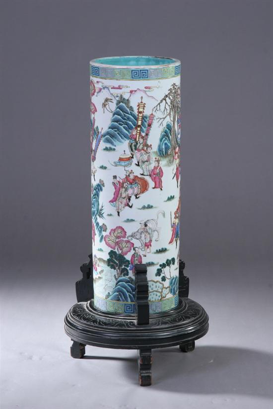 Appraisal: CHINESE FAMILLE ROSE PORCELAIN UMBRELLA STAND th century Figural decoration