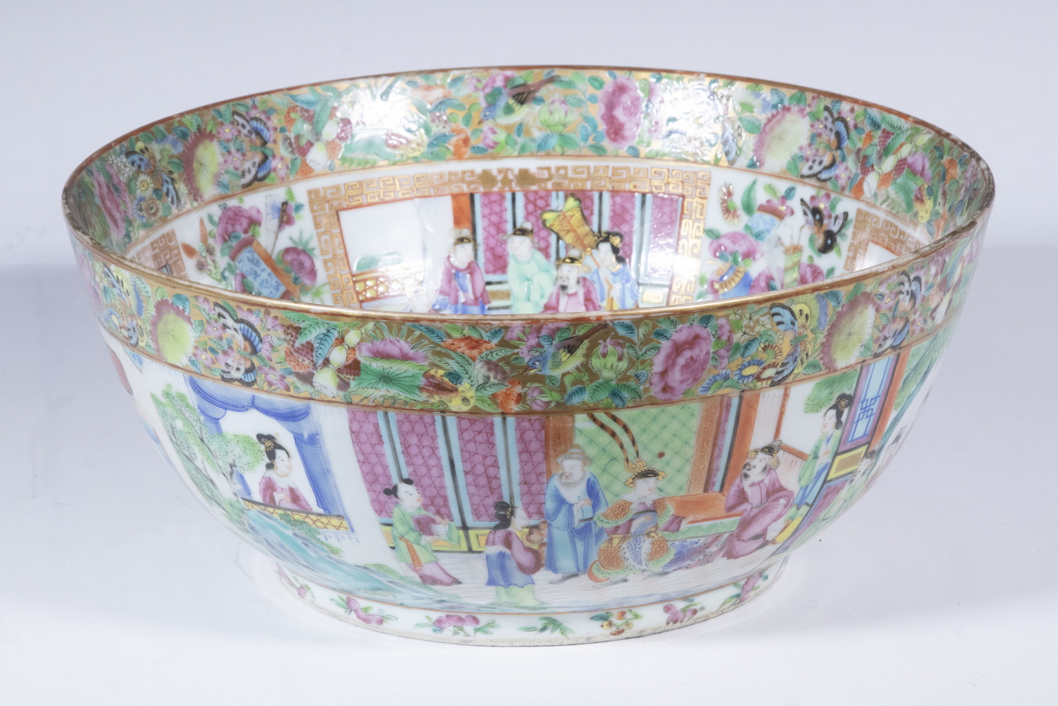 Appraisal: ROSE MEDALLION PUNCH BOWL th c Chinese Export Figural Punch