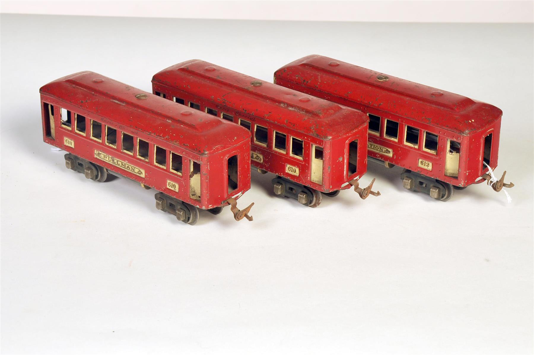 Appraisal: LIONEL O GAUGE MACY SPECIAL THREE-PIECE CONSIST INCLUDING TWO PULLMAN