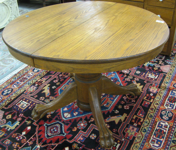 Appraisal: ROUND OAK PEDESTAL DINING TABLE American late th early th