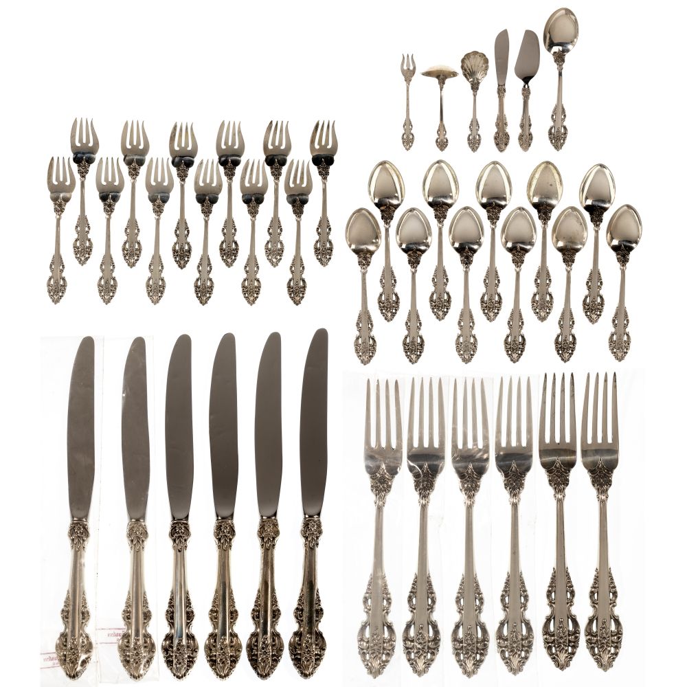 Appraisal: REED BARTON EL GRECO STERLING SILVER FLATWARE SERVICE pieces including