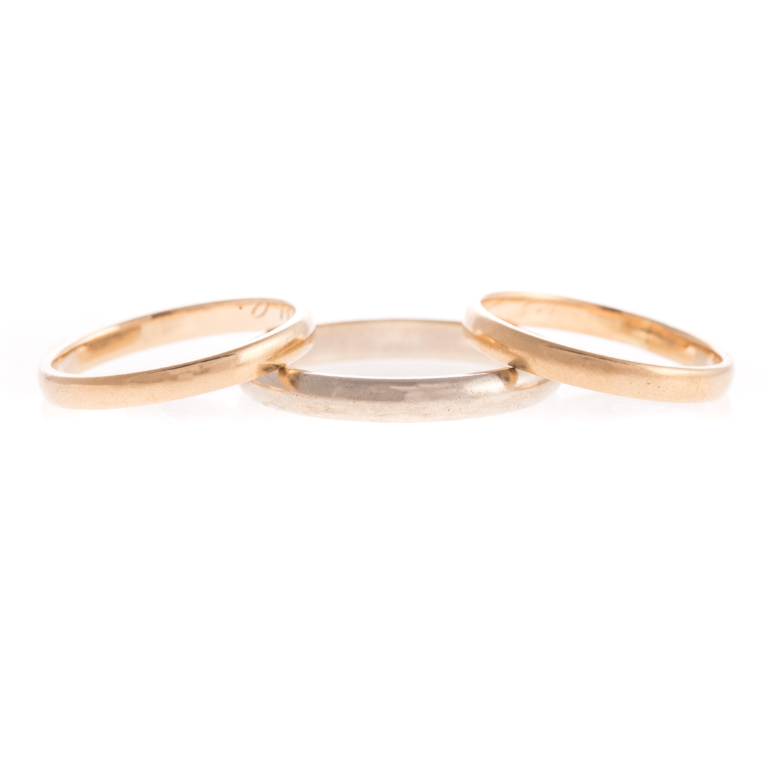 Appraisal: A Trio of K Gold Wedding Bands K white gold