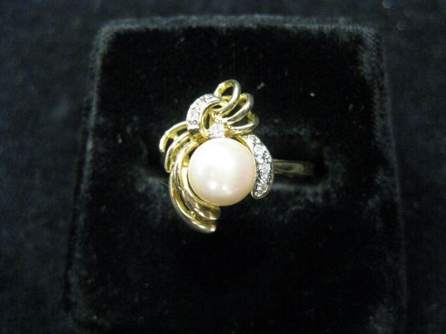 Appraisal: Diamond Peral Ring fine cream rose pearl and five diamonds